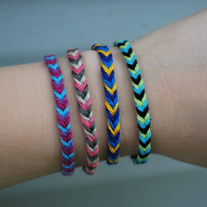 12 Bracelet Ideas to Make with Your Kids - Craft projects for every fan!