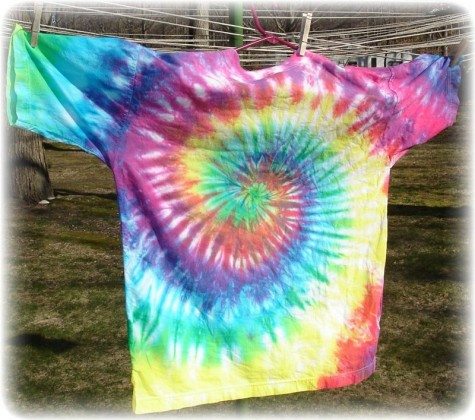 How to Tie-Dye White Shirts: 7 Fun Steps - Craft projects for every fan!