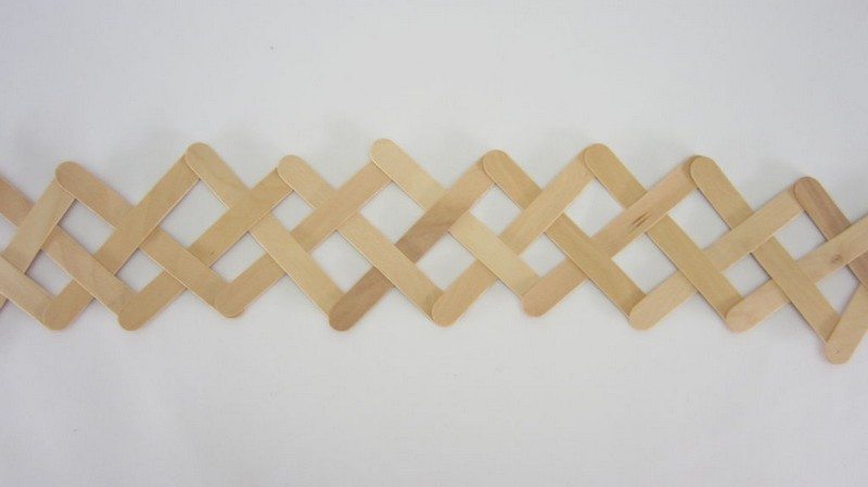 Chain reaction popsicle stick bombs