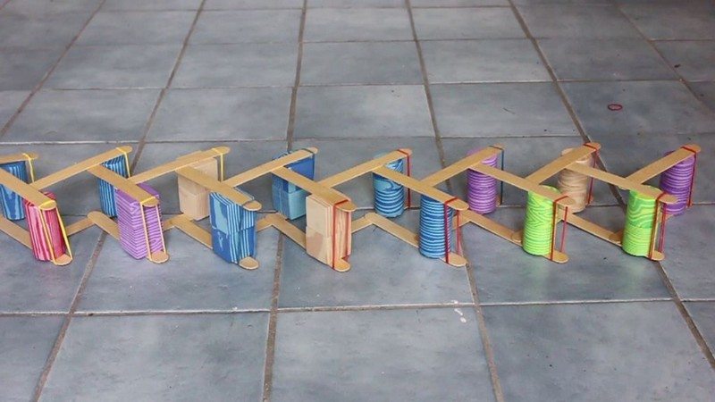 Chain reaction popsicle stick bombs