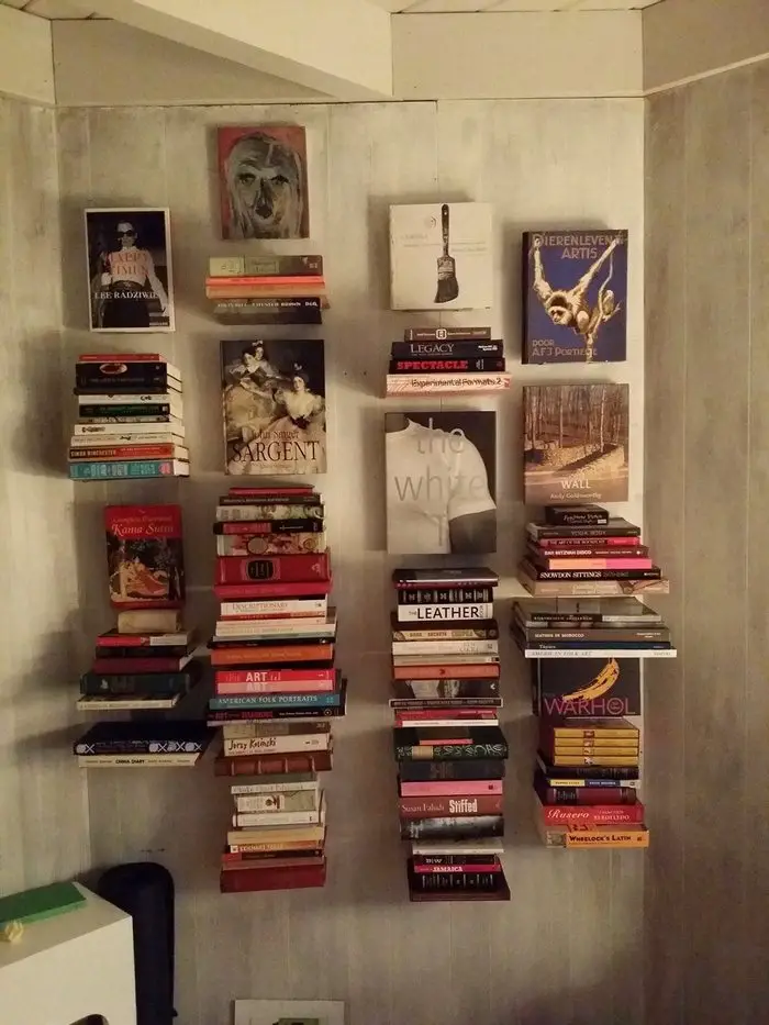 Floating Bookshelf