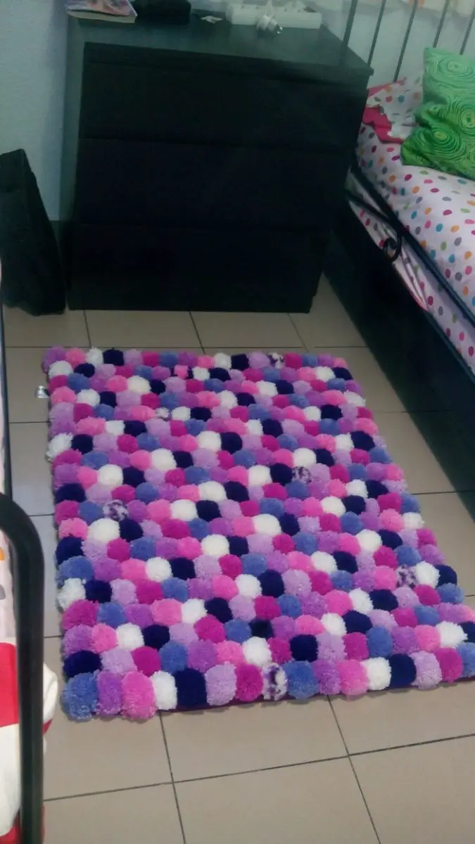 Make Your Own Pompom Rug Craft Projects For Every Fan