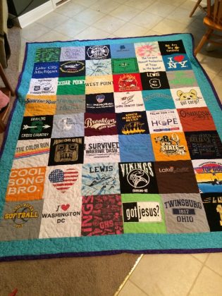 Make an Amazing T-shirt Quilt in 7 Steps! - Craft projects for every fan!