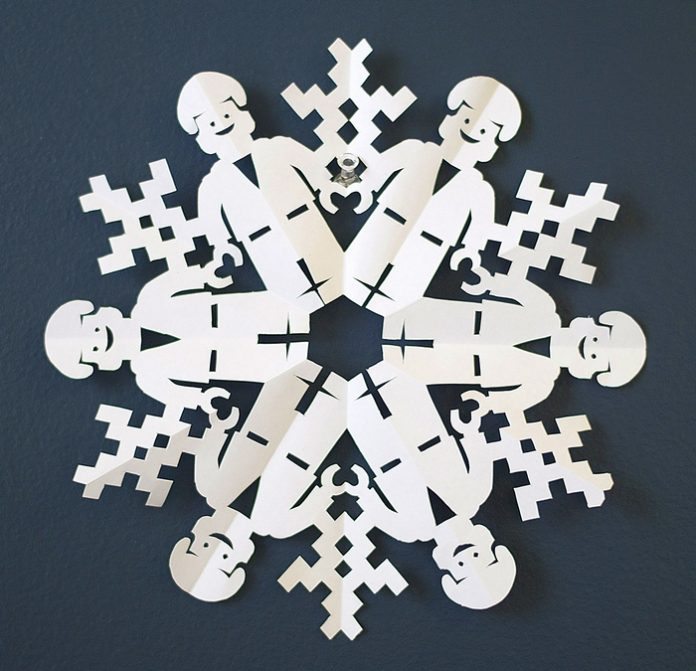 Beautiful Paper Snowflakes: Creative 6-Step Craft