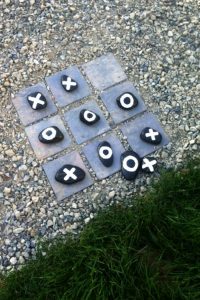 DIY Outdoor Tic Tac Toe