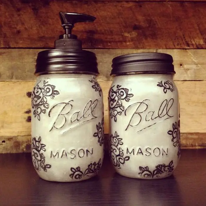 Mason Jar Soap Dispenser 01
