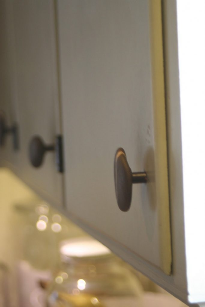 Pebble Door Knobs