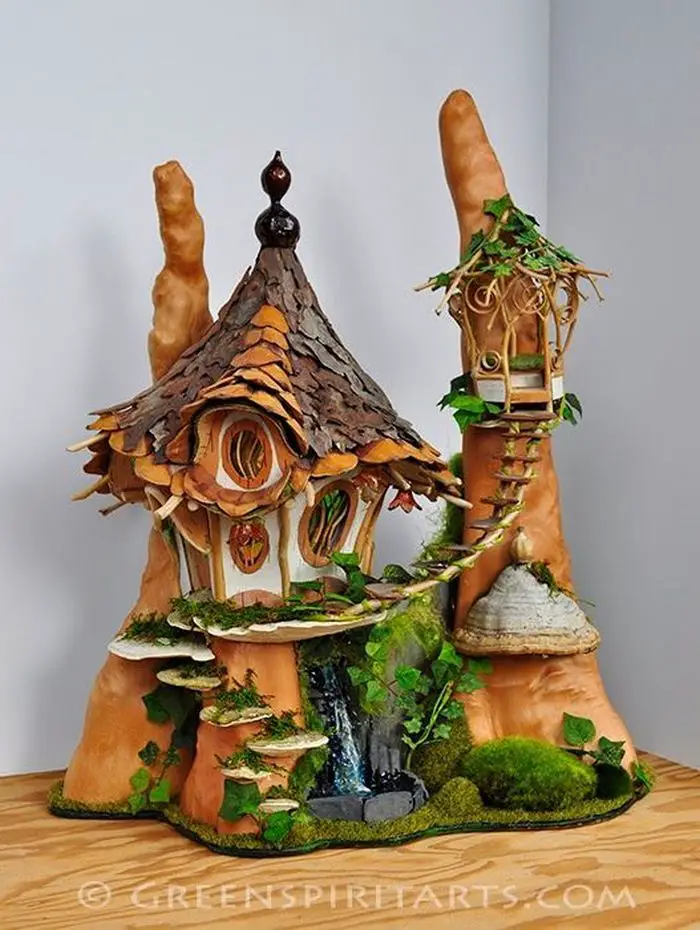 Make A Fairy House Lamp From Recycled Trash