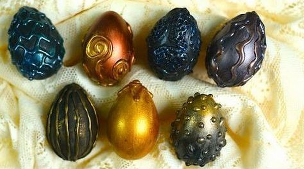 Want a fun twist to your Easter eggs? Make these dragon eggs, instead!