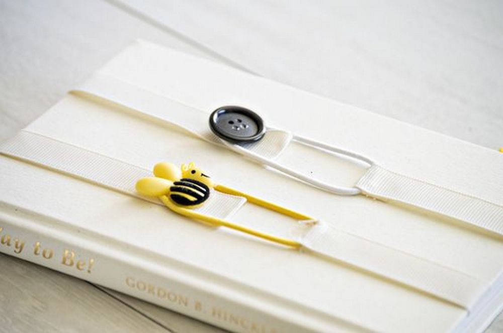 Losing pages all the time? These ribbon bookmarks can help!