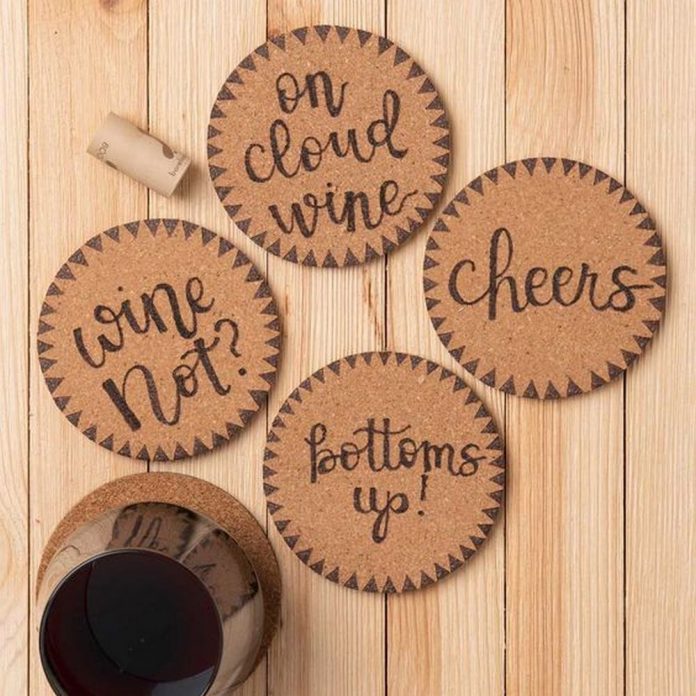 Fun Wood-Burned Coasters for Gifting in 9 Steps – Craft projects for ...