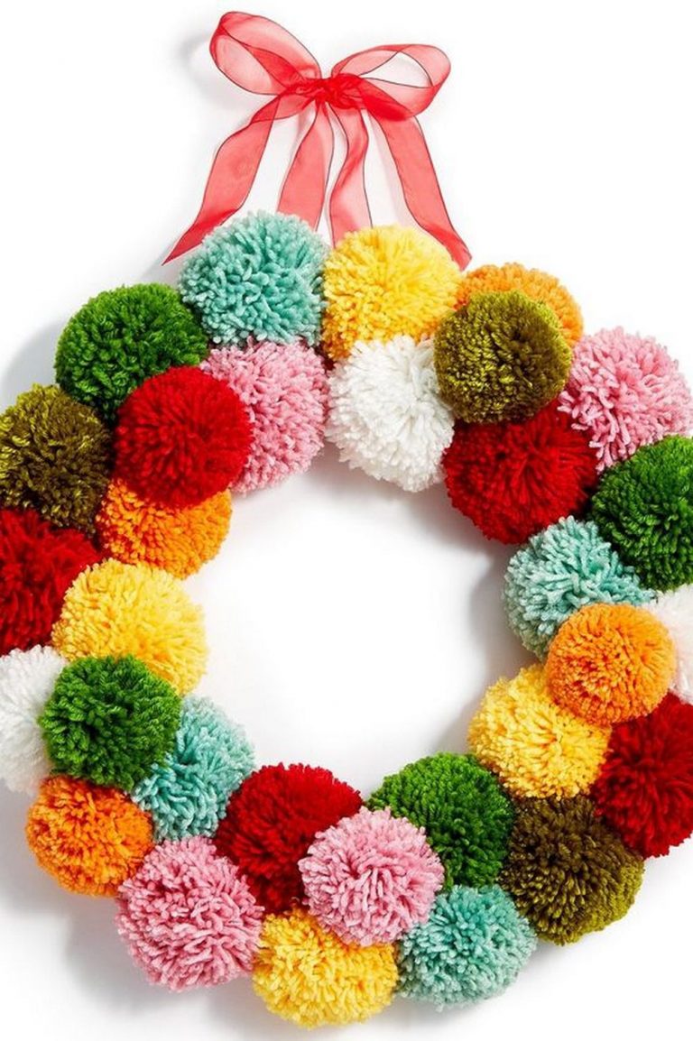 DIY Yarn Pom Pom Wreath - Craft Projects For Every Fan!