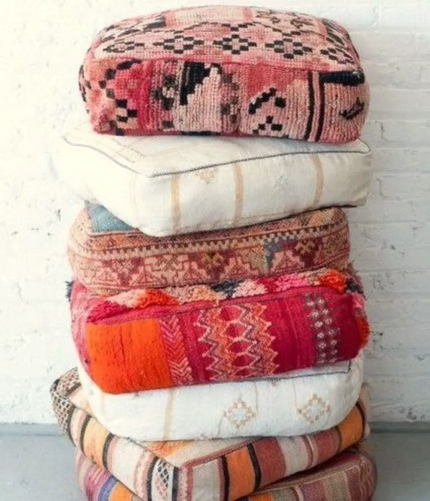 Unlike bulky furniture, floor pillows can be easily stacked or stored away when not in use, making them an ideal choice for smaller living spaces or rooms with limited floor area.