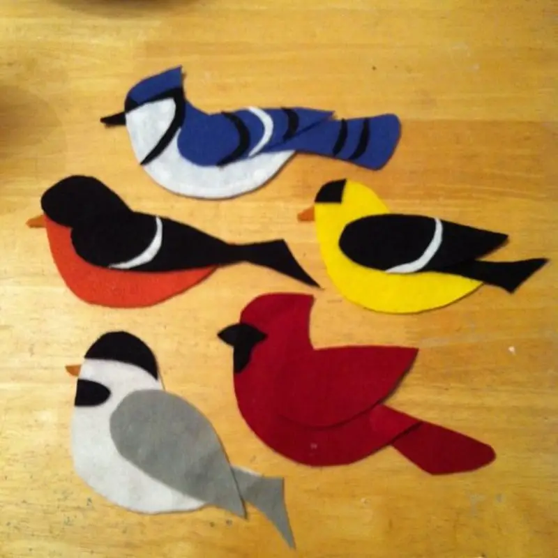 Easy DIY Felt Bird Bookmarks Craft Projects For Every Fan 