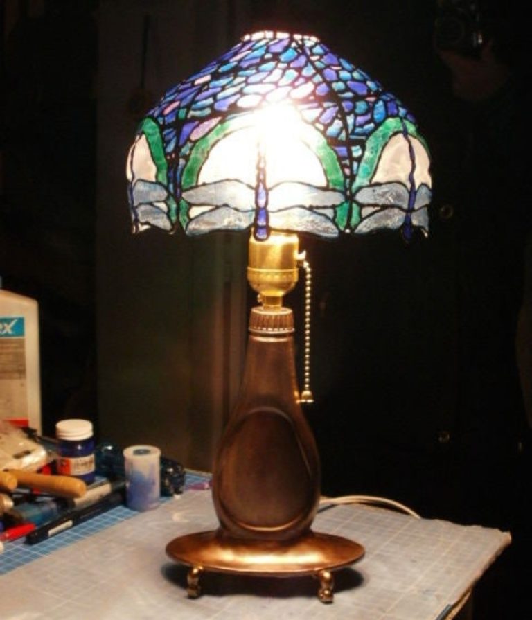 Beautiful & Affordable Tiffany Lamp: 4-Step Guide