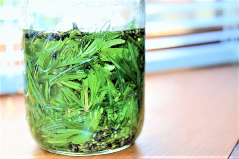 You can steep the lavender and oil mixture in sunlight.