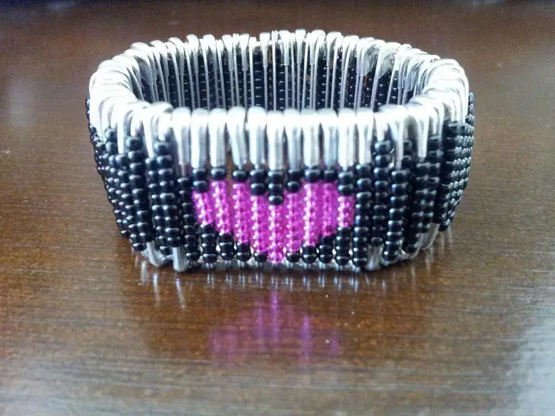 Safety Pin Bracelet  Crafts by Amanda