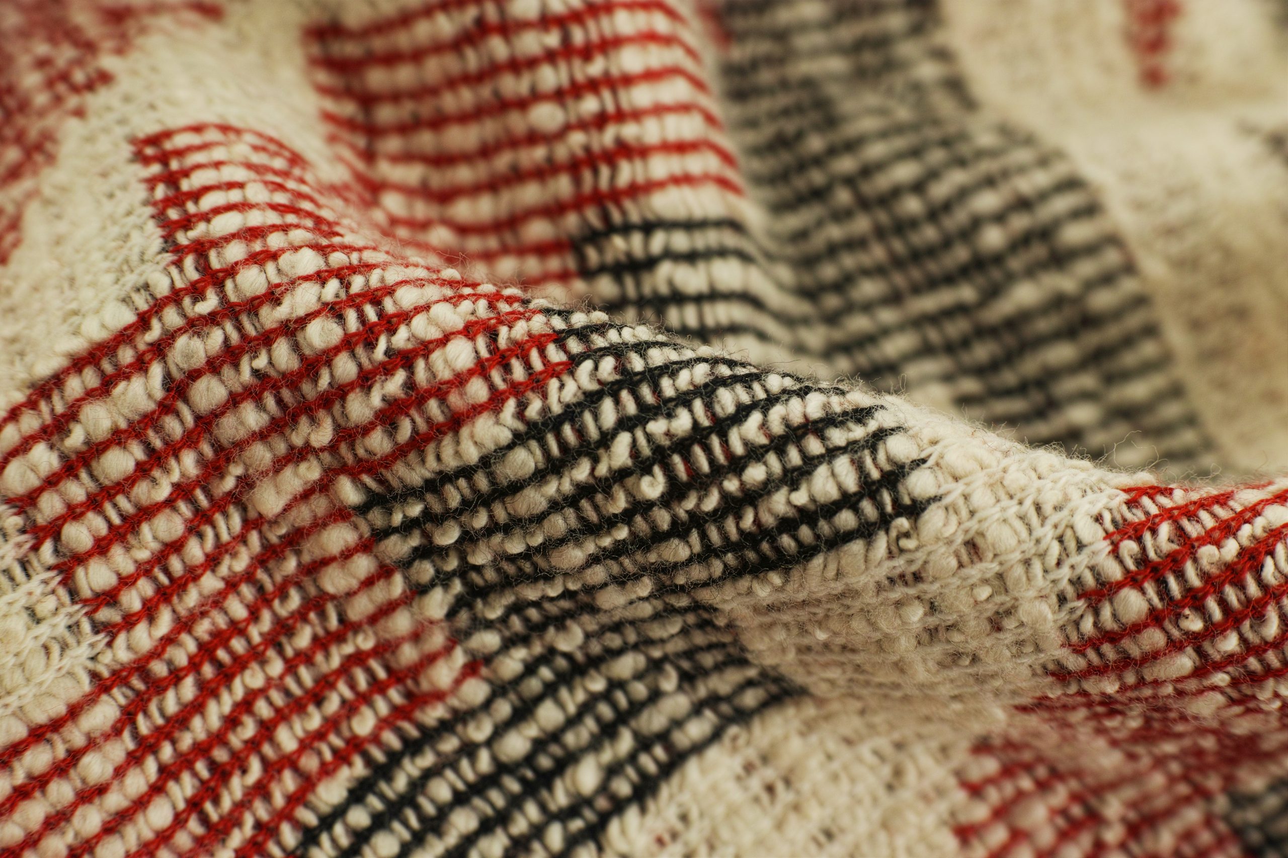 Threads of Tradition: Exploring the Craft of Hand-Tufting and Hand-Tufted  Rugs