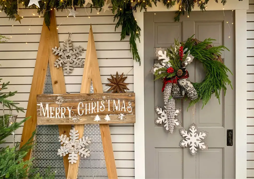 ristmas wood crafts often have a strong appeal to DIY enthusiasts.
